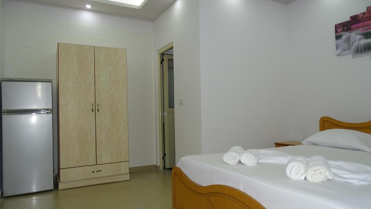 Hotel Arsenal Ksamil Esterno foto